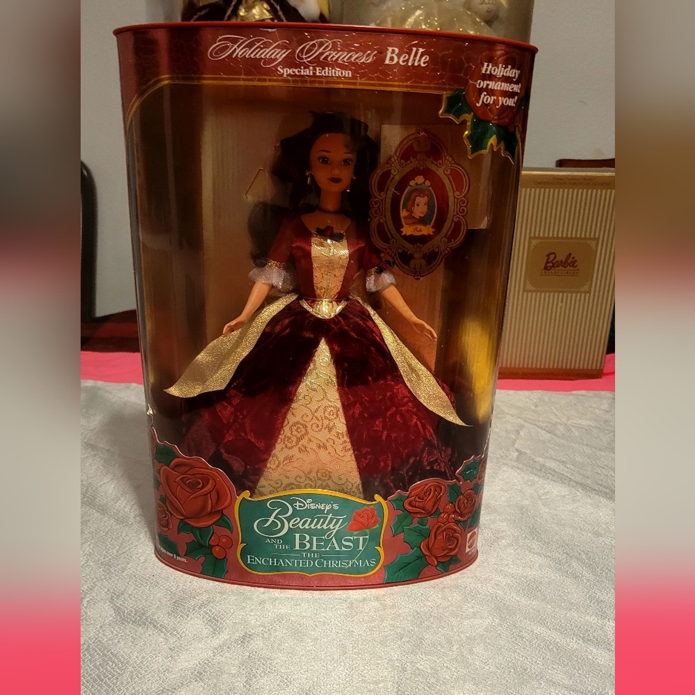 Disney Holiday Princess Belle Doll - Red and Gold - Picture 3 of 6